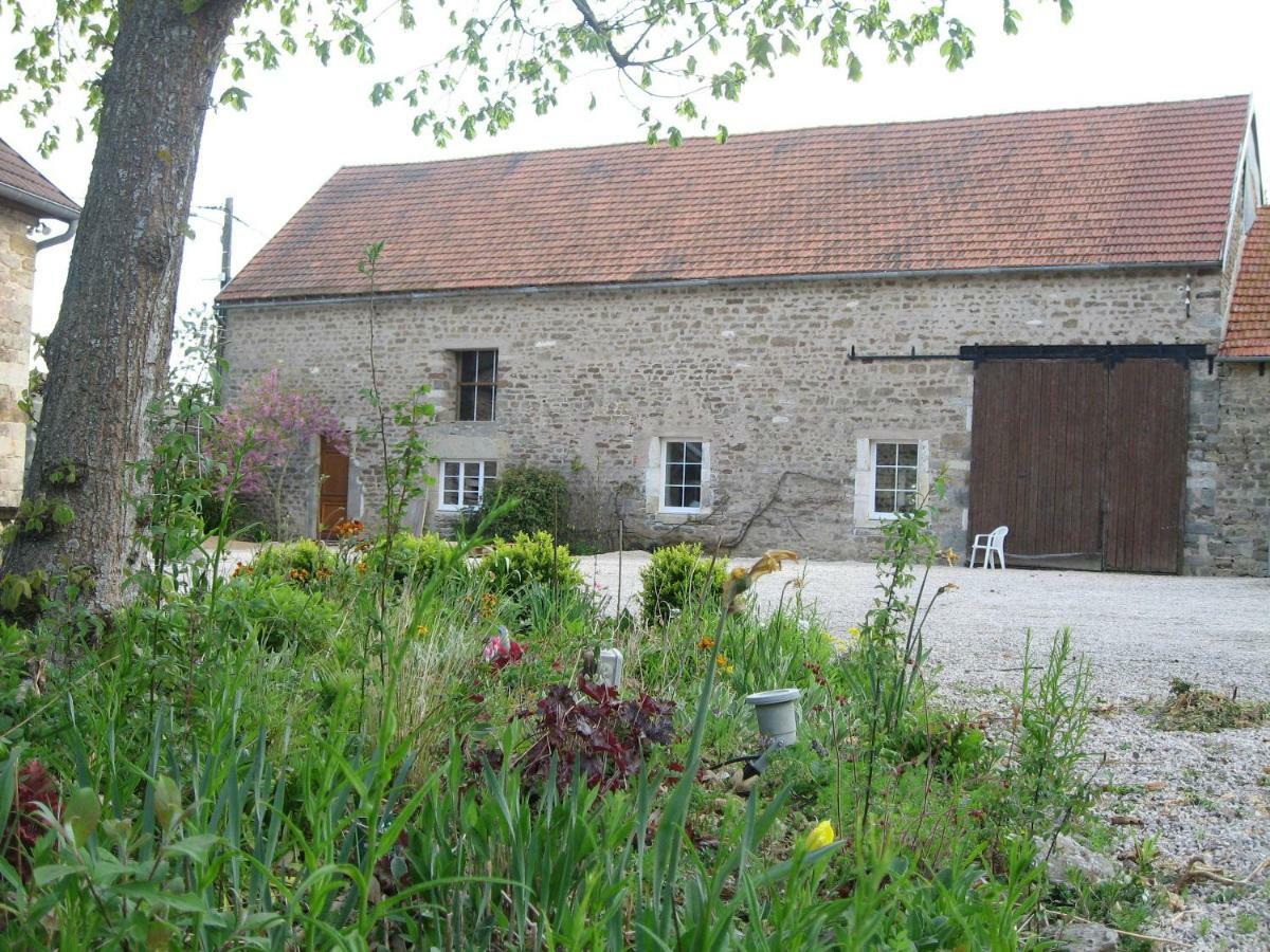 Gite Le Village Normier Buitenkant foto